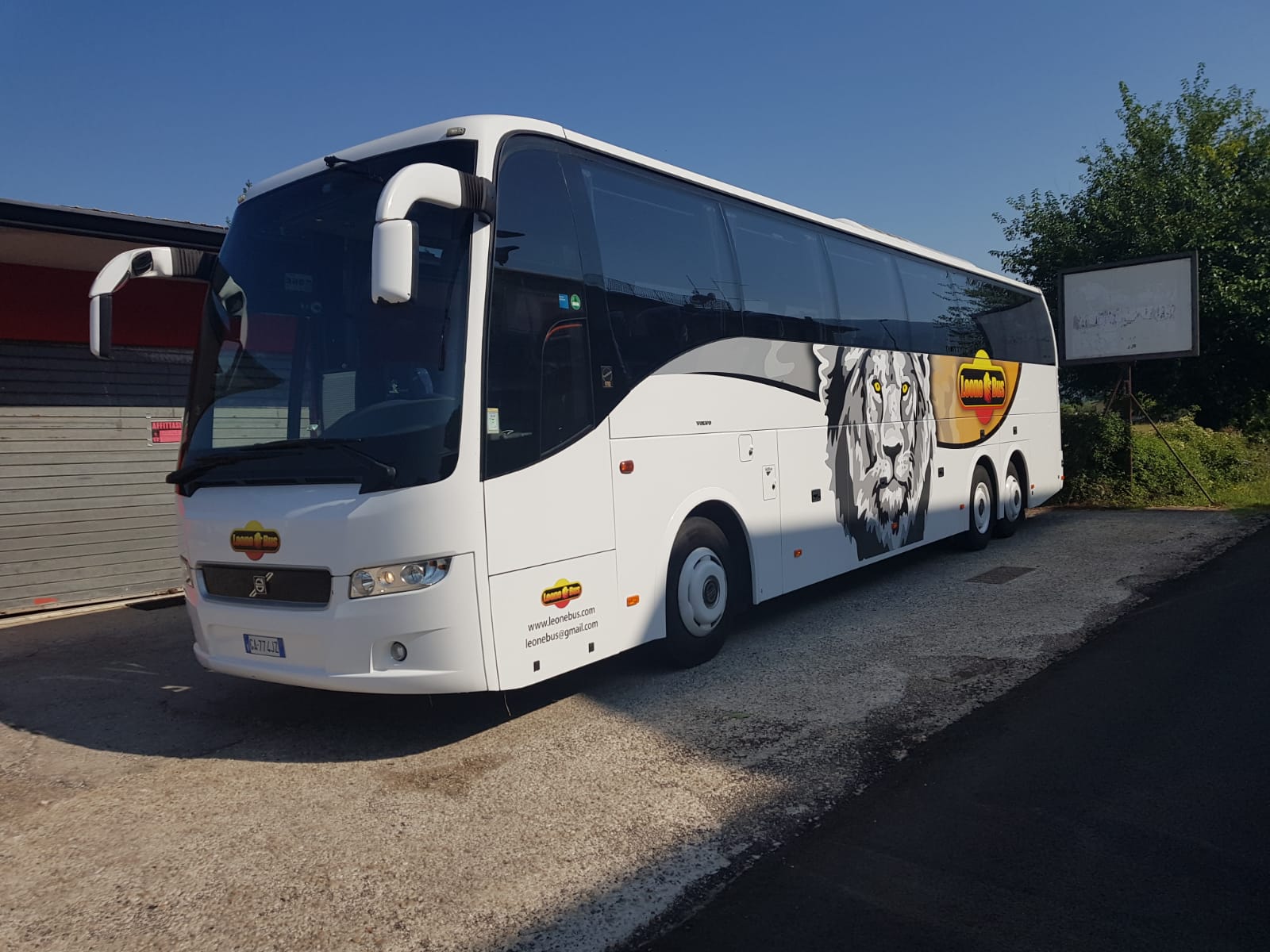 VOLVO 9700 – 58 ASIENTOS + CONDUCTOR